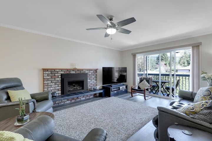 Property Photo: 3523 Allan Road BC V7K 2M6