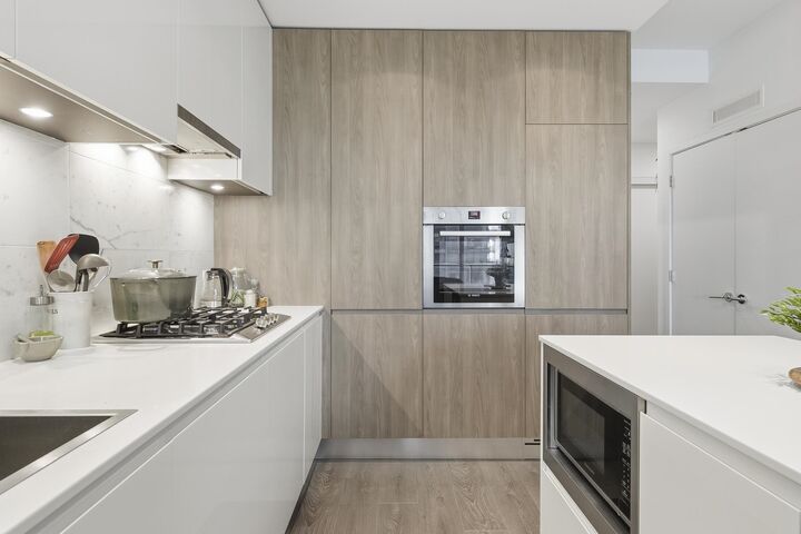 Property Photo: 4650 Brentwood Boulevard 4106 BC V5C 0M3