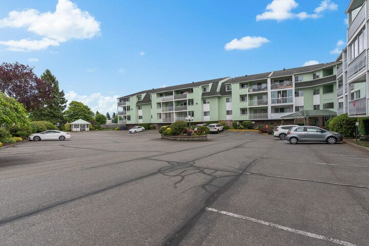 Property Photo: 31850 Union Avenue 217 BC V2T 4V2