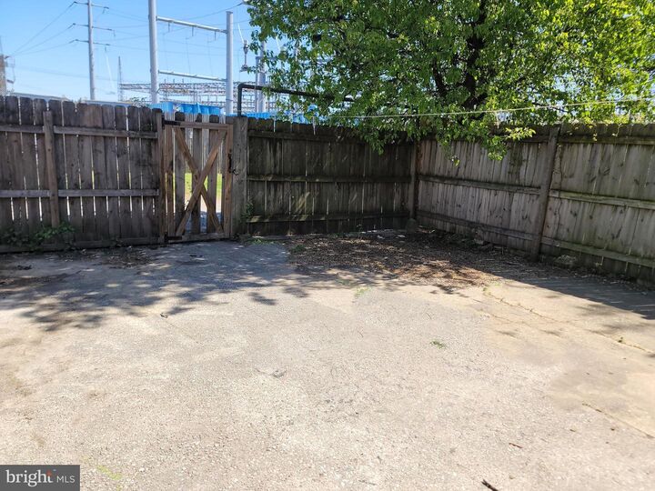 Property Photo:  2029 Annapolis Road  MD 21230 