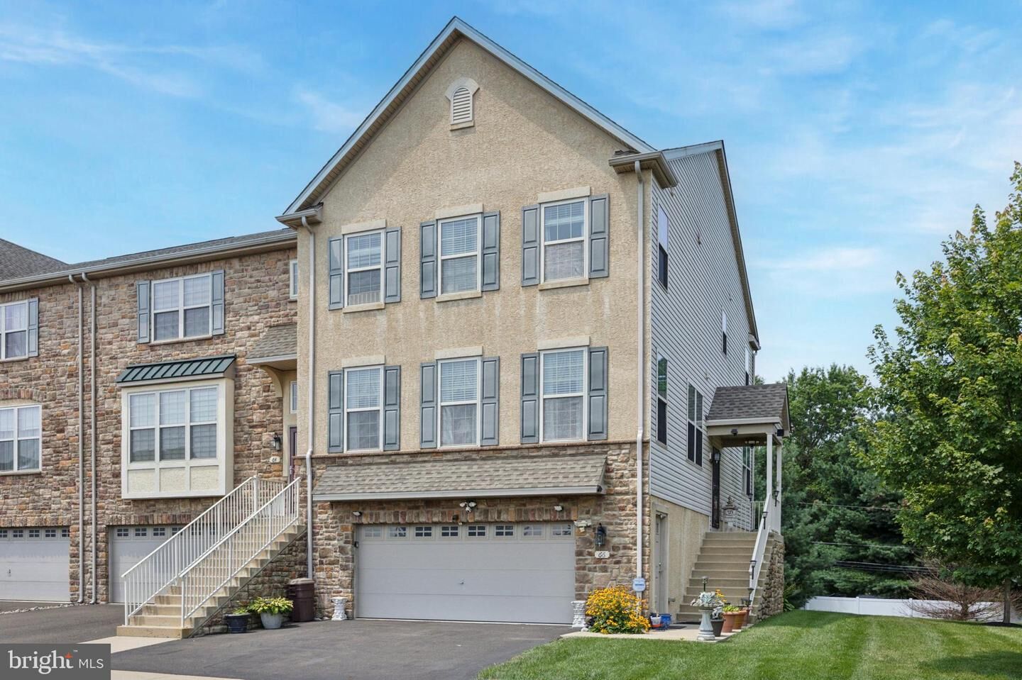 Property Photo:  66 Bowman Drive  PA 19053 
