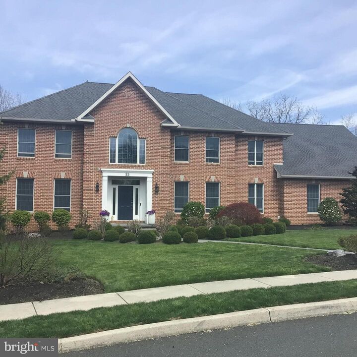 Property Photo:  23 Emlyn Lane  PA 17055 