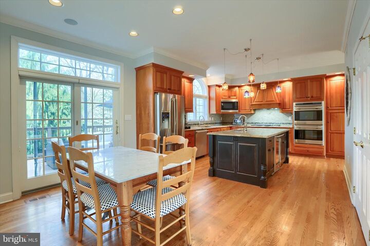 Property Photo:  23 Emlyn Lane  PA 17055 