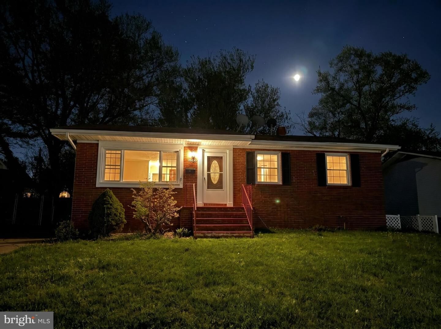 Property Photo: 8907 Maplebrook Road MD 21133