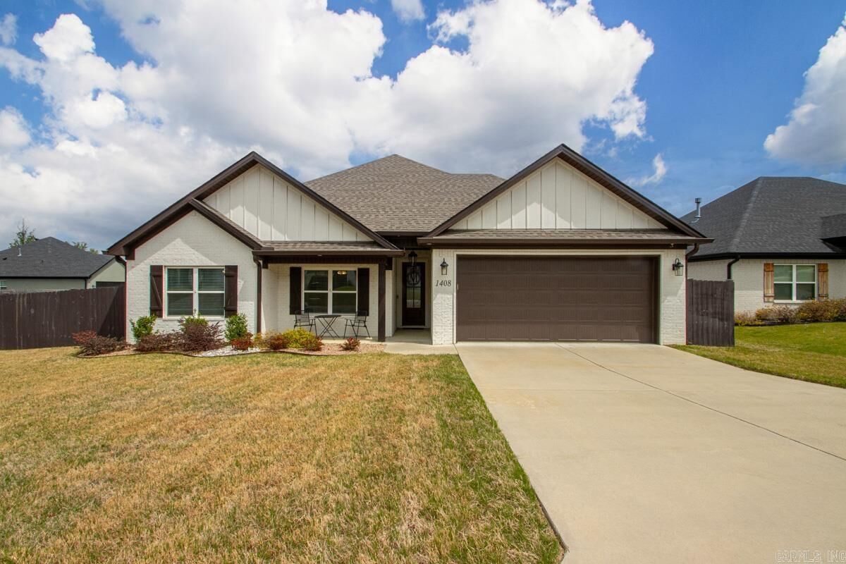 Property Photo:  1408 Woolridge Drive  AR 72019 