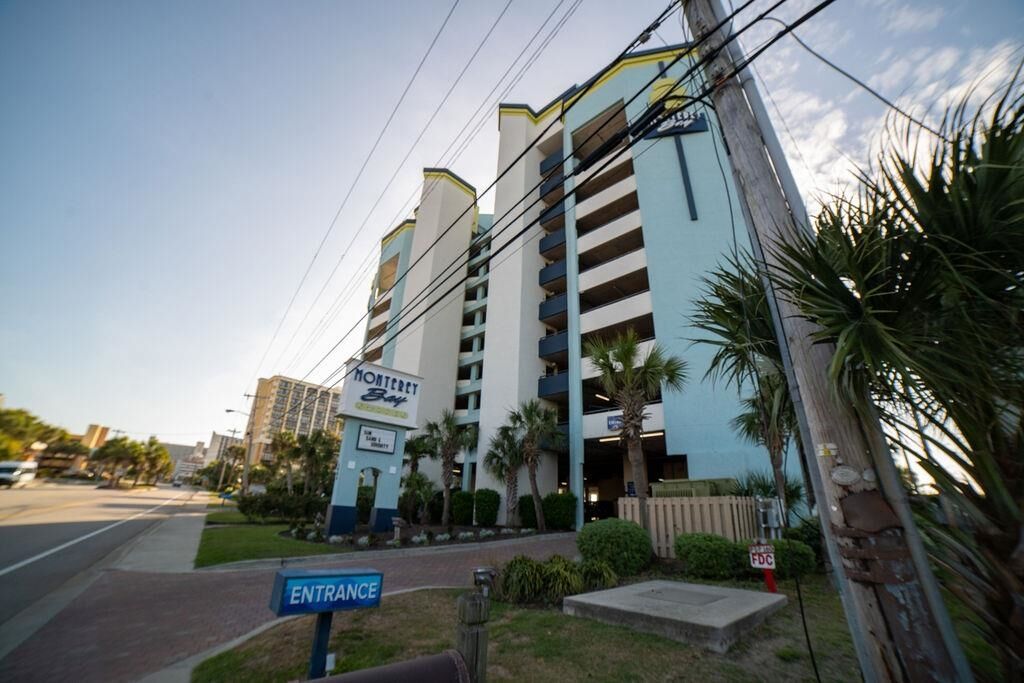 Property Photo: 6804 N Ocean Blvd. 1409 SC 29572