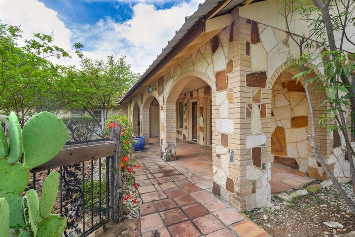 Property Photo:  1237 Hollmig Lane  TX 78642 