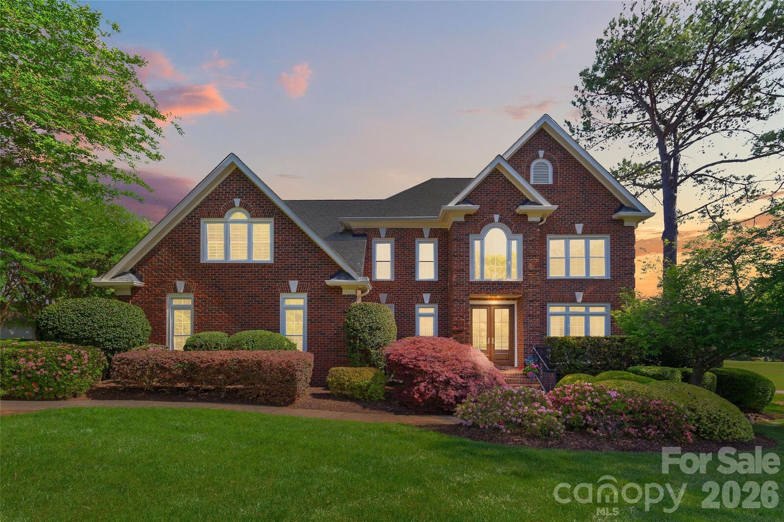 Property Photo:  6312 Providence Country Club Drive  NC 28277 