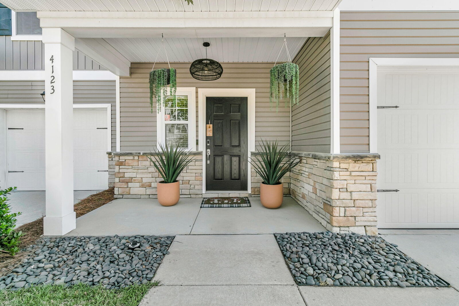 Property Photo:  4123 Rigsby Lane  SC 29414 