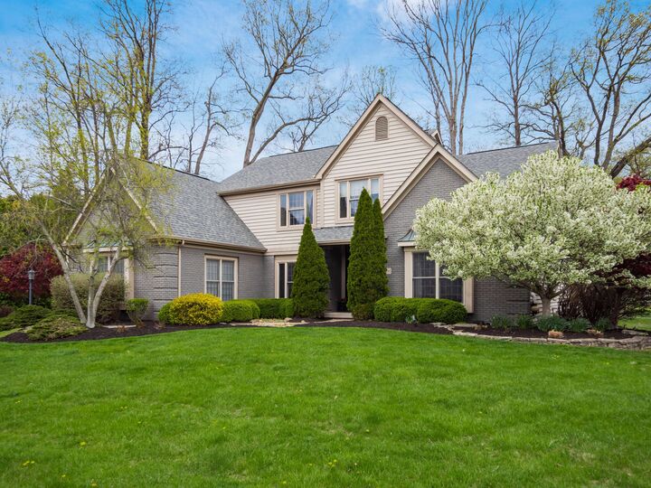 Property Photo:  5695 Medallion E Drive  OH 43082 