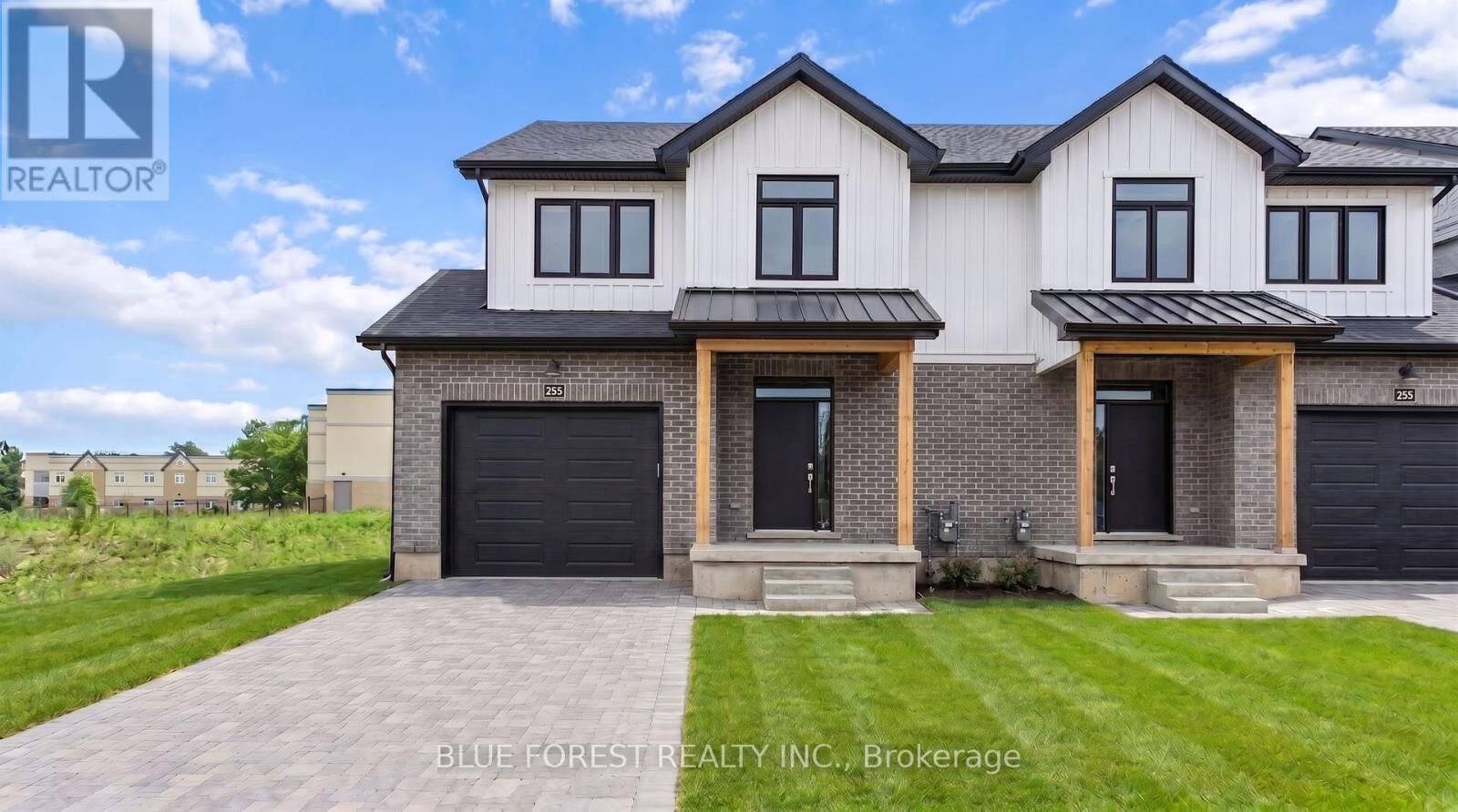 Property Photo:  247 McTavish Street  ON N7G 3K5 