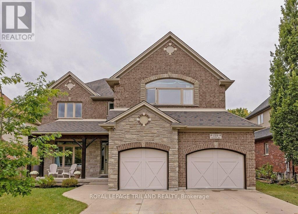 Property Photo:  139 Skyline Avenue  ON N5X 0A3 