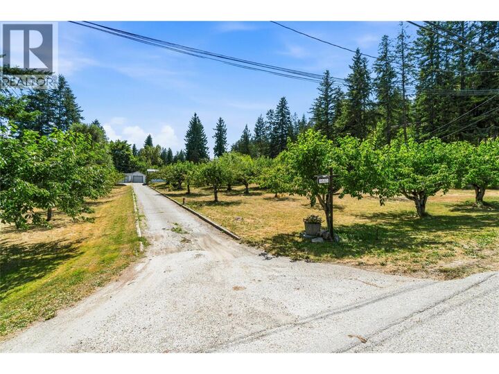 Property Photo:  4640 70 Avenue Northeast  BC V0E 1K0 