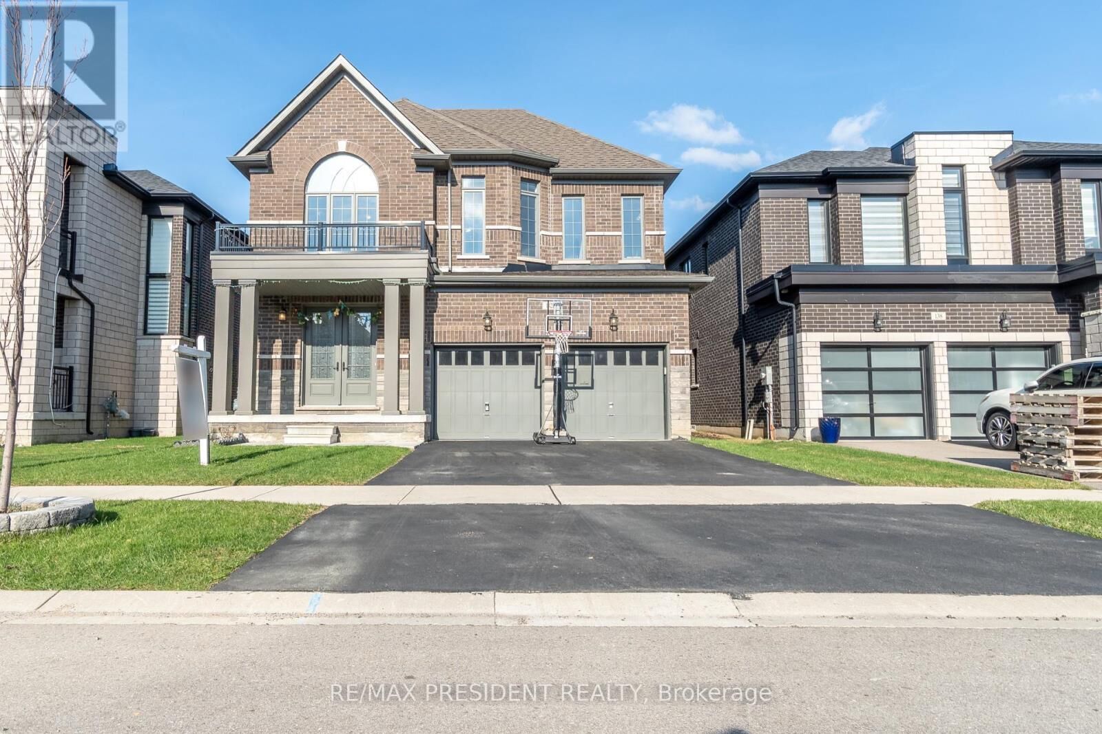 Property Photo:  142 Prince Charles Crescent  ON N4T 0N1 