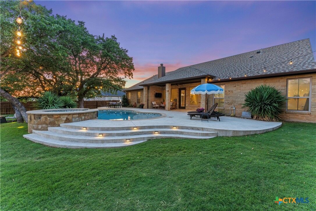 Property Photo:  8324 Cates Creek Drive  TX 76571 