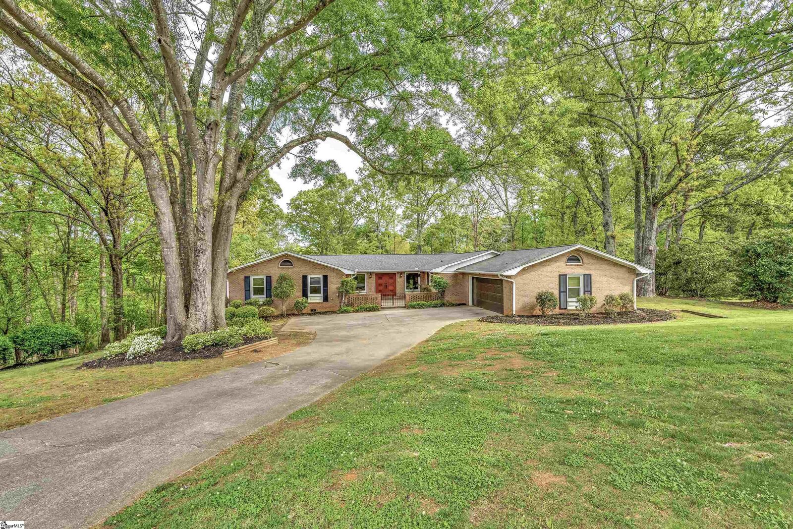 Property Photo: 141 Greybridge Road SC 29669
