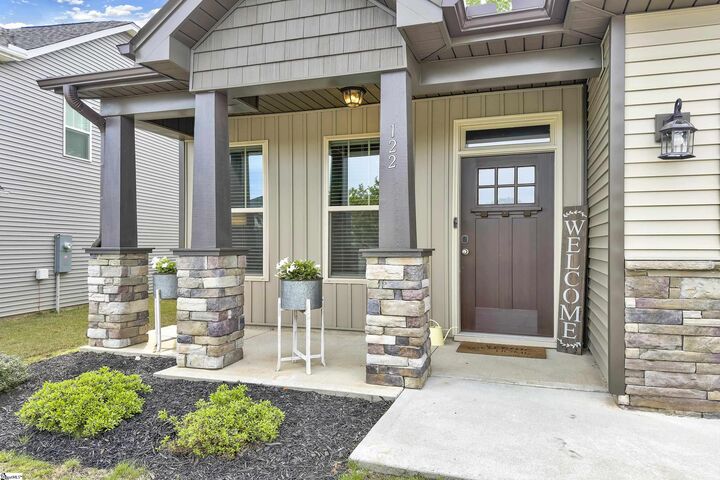 Property Photo:  122 River Trace Loop  SC 29680 