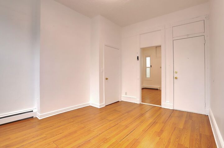 Property Photo:  119 Zabriskie St 3  NJ 07307 