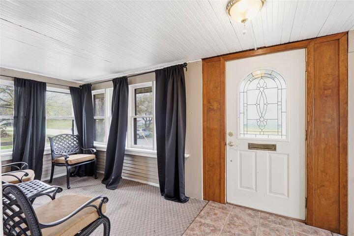 Property Photo:  1602 E 32nd Court  IA 50317 