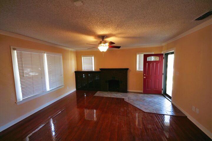 Property Photo:  2603 20th Street  TX 79410 