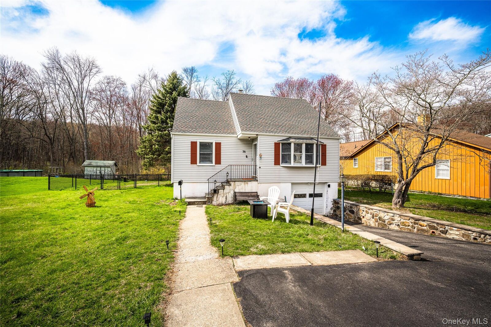 Property Photo:  36 Edgewood Road  NY 10567 