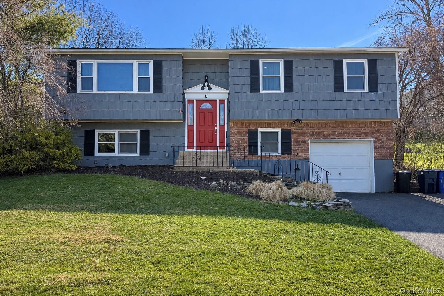 Property Photo: 11 Creekview NY 10984