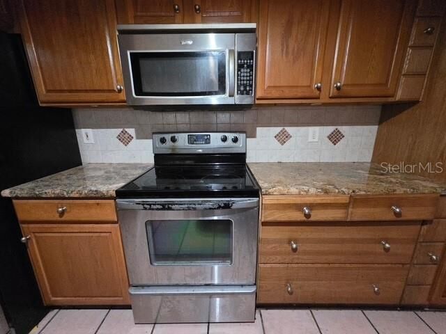 Property Photo:  1434 Lake Drive  FL 32707 