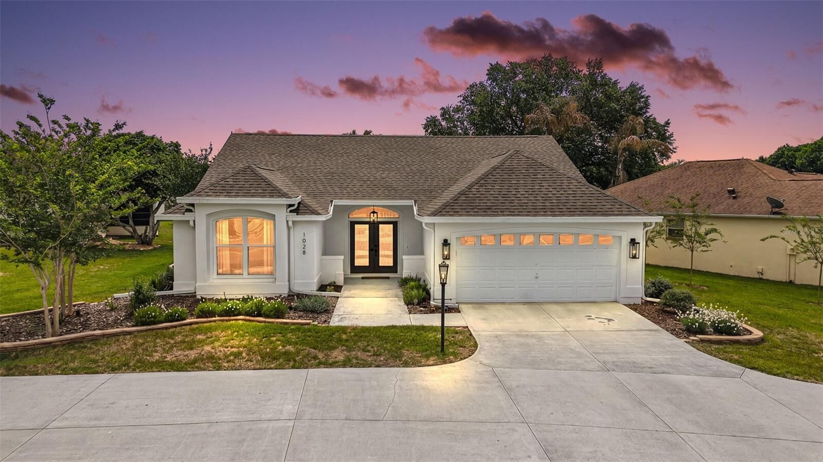 Property Photo:  1028 Soledad Way  FL 32159 