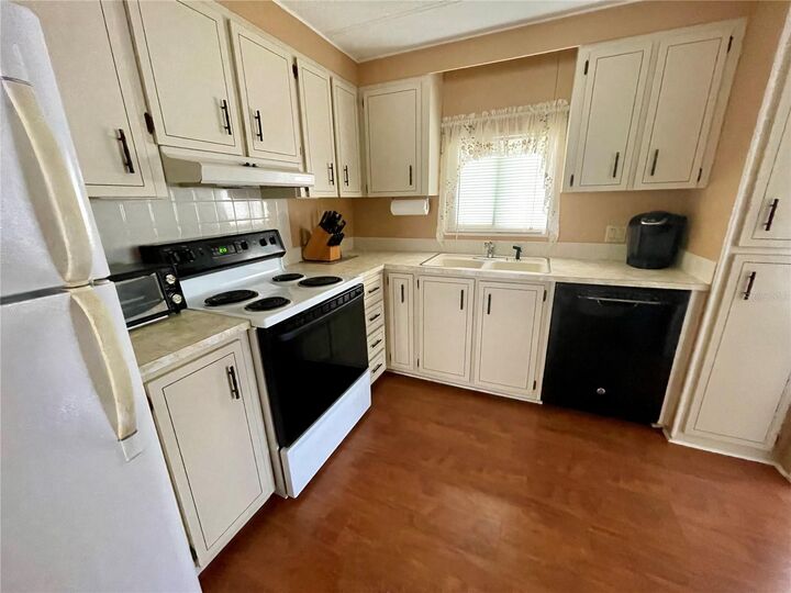 Property Photo:  140 Mountain Fir Drive  FL 34684 