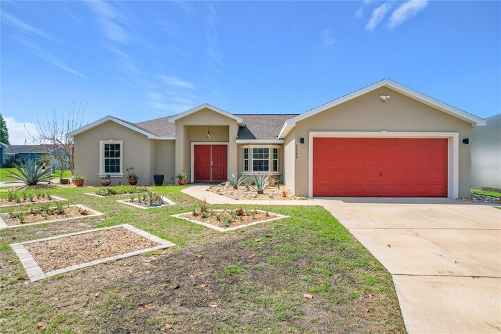 Property Photo:  2249 Country Manor Street  FL 33830 