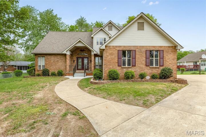 Property Photo: 532 N Loretta Court MO 63640