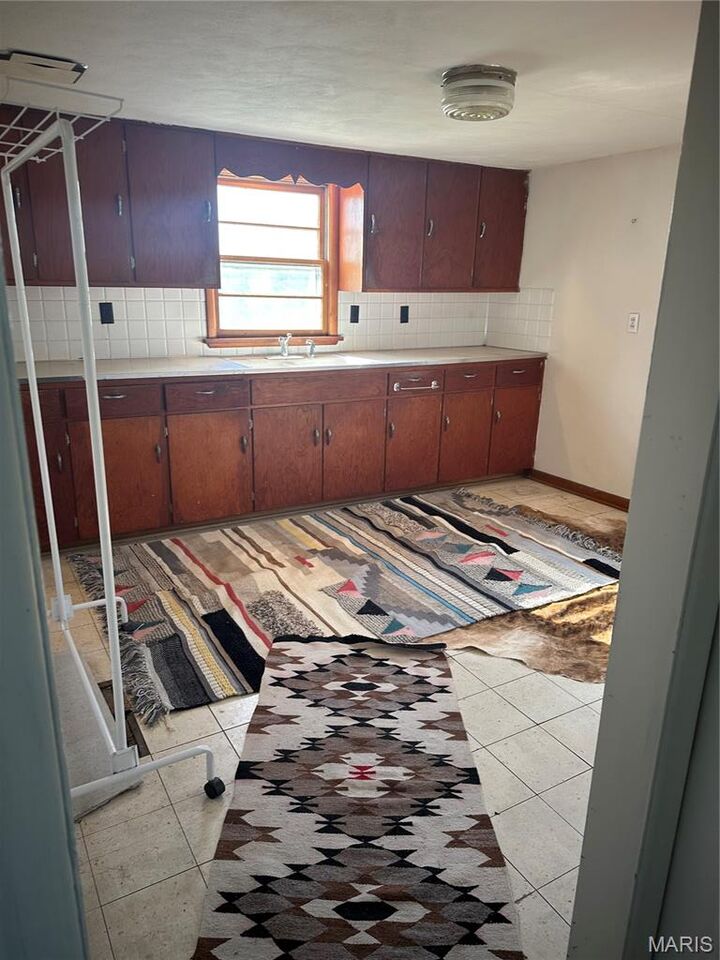 Property Photo:  423 E 3rd Street  MO 65041 