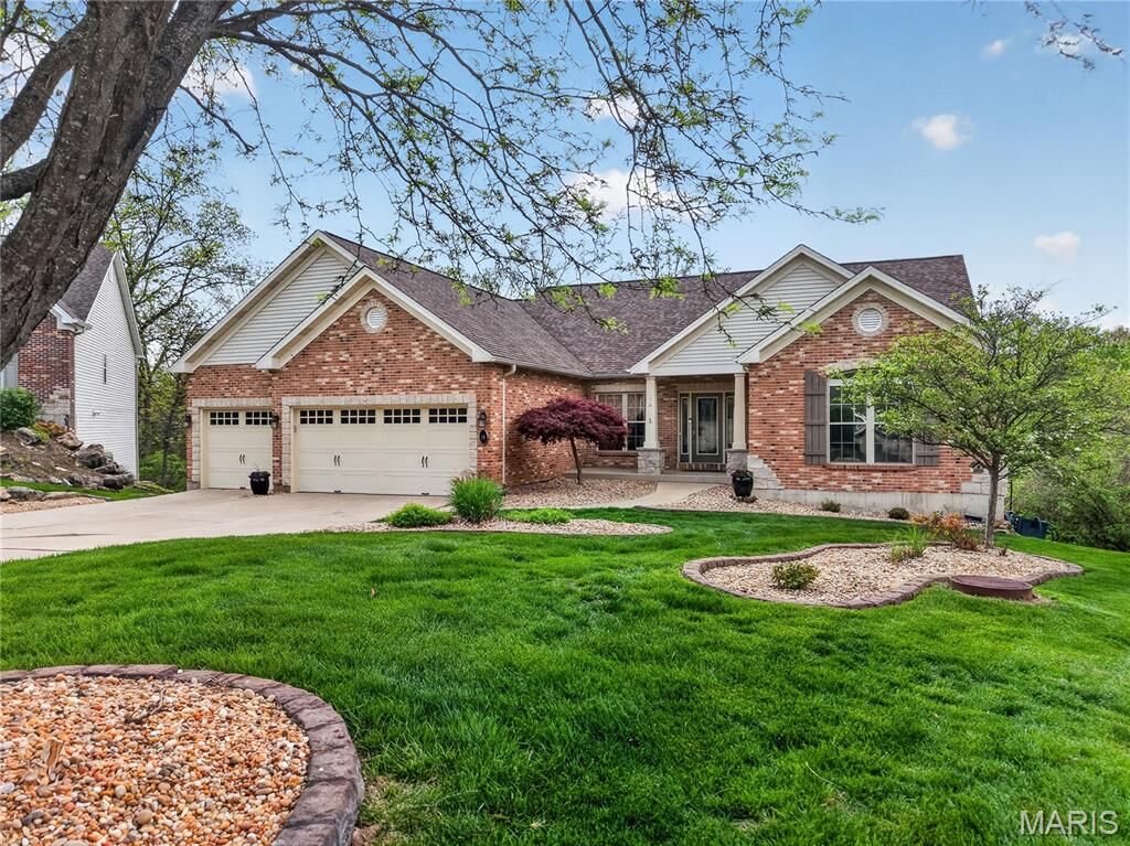 Property Photo:  16 Charlemagne Court  MO 63367 