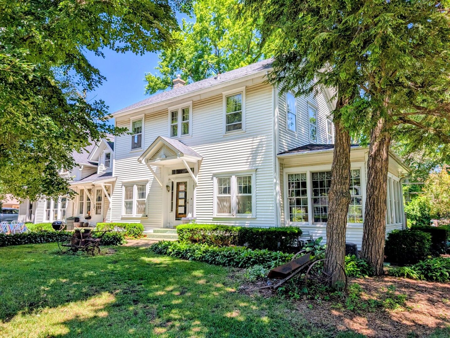 Property Photo:  24012 W Newkirk Drive  IL 60544 