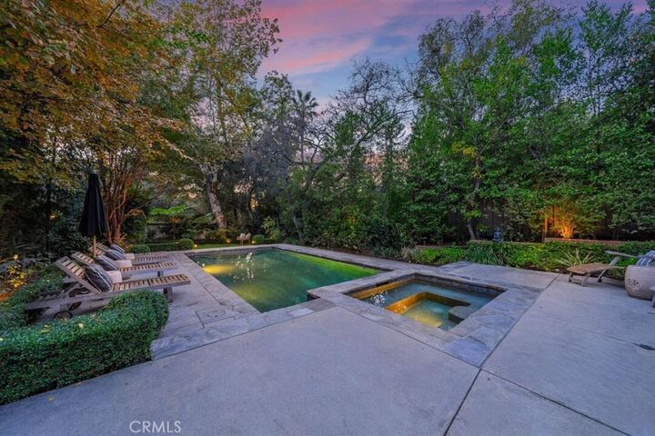 Property Photo:  760 S San Rafael Avenue  CA 91105 