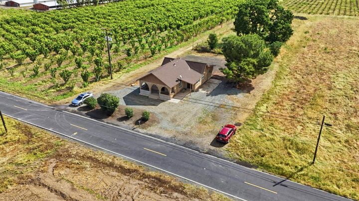 Property Photo: 20042 N Ray Road CA 95242