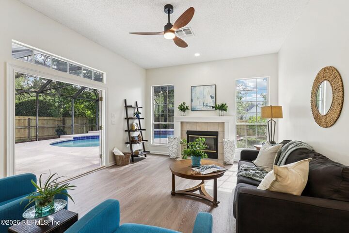 Property Photo: 2677 Margot Court FL 32003