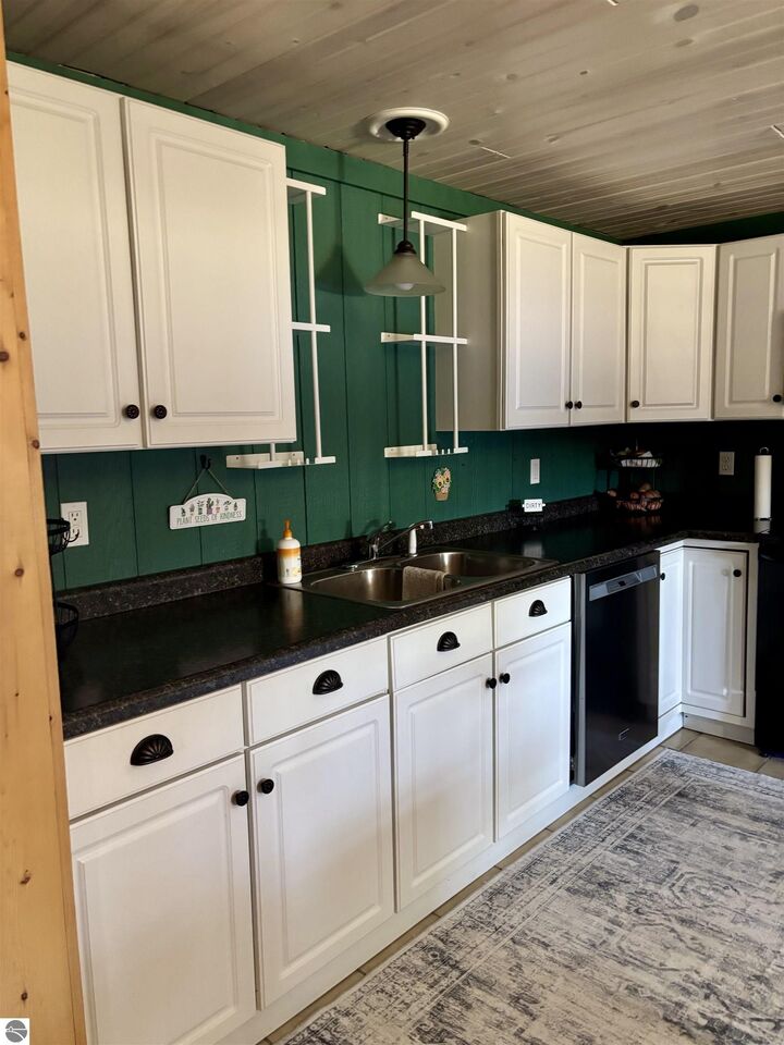 Property Photo:  2738 Cathy Street  MI 48625 