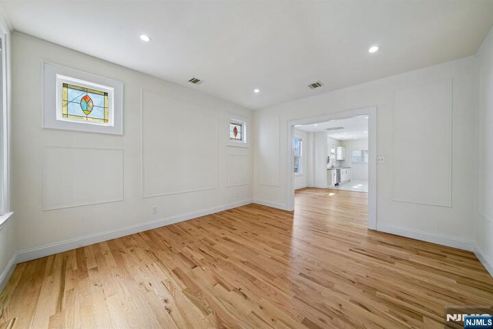 Property Photo:  55 Naden Avenue  NJ 07111 