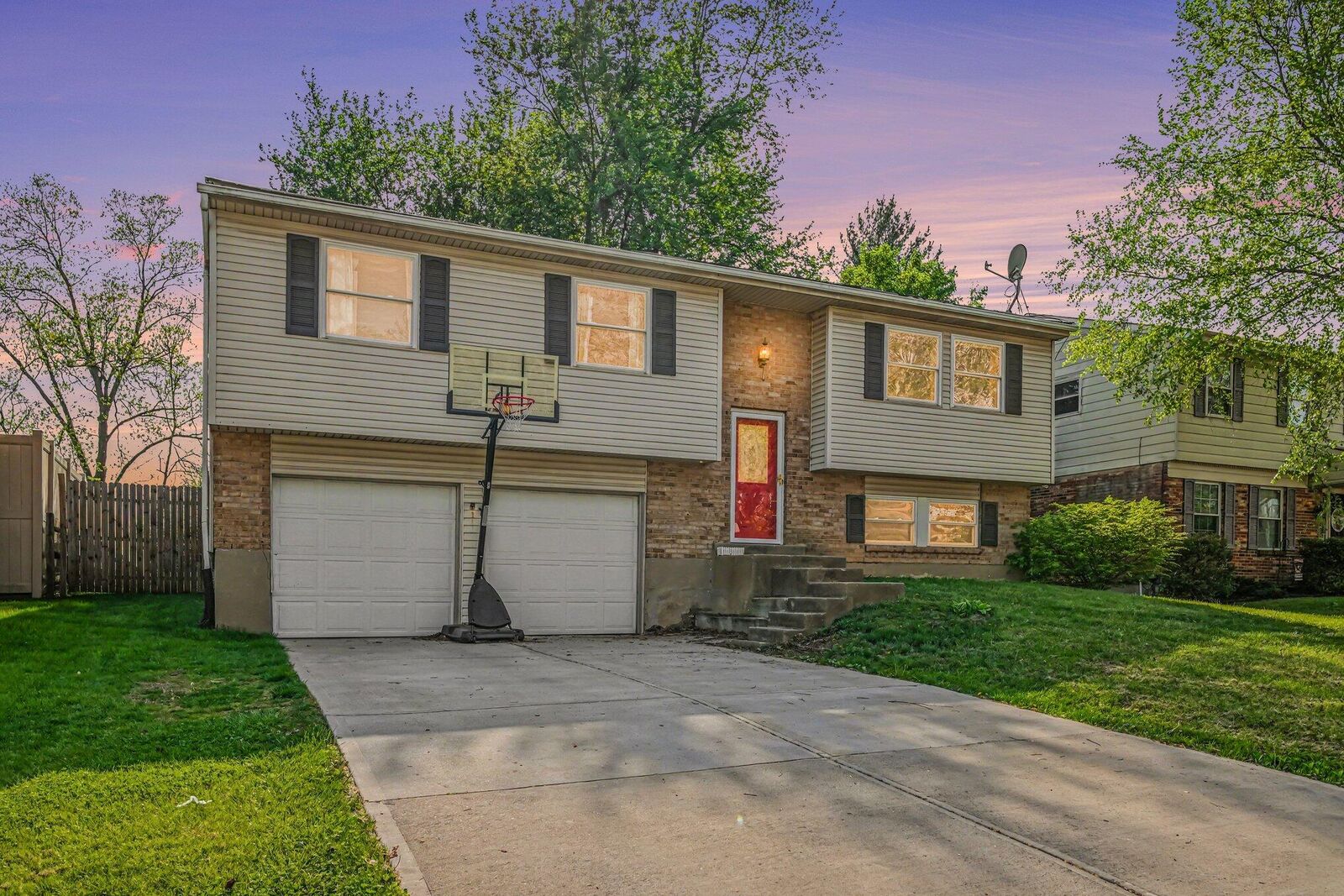 Property Photo: 1135 Chestnut Court KY 41051