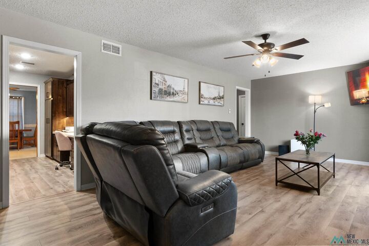 Property Photo:  120 Torreon Drive  NM 88101 