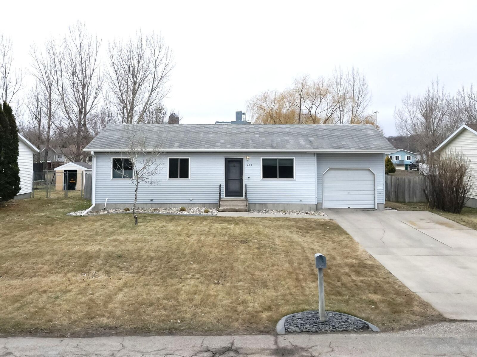 Property Photo: 205 4th Street E ND 58047