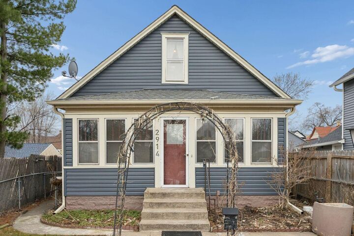 Property Photo:  2914 14th Avenue S  MN 55407 