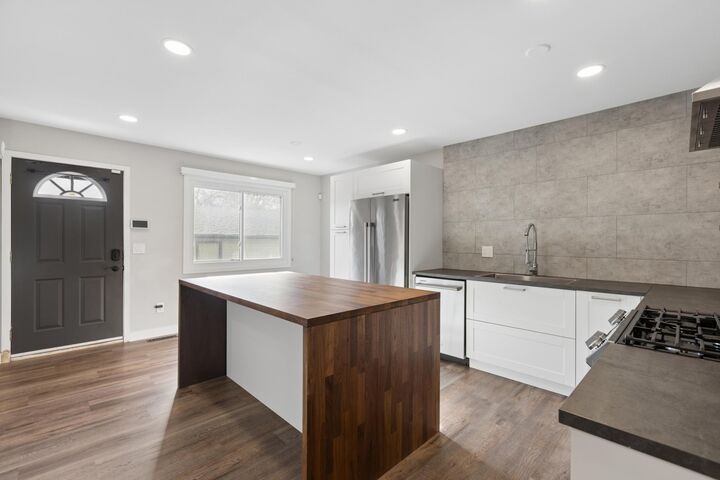 Property Photo: 5910 W 26th Street MN 55416