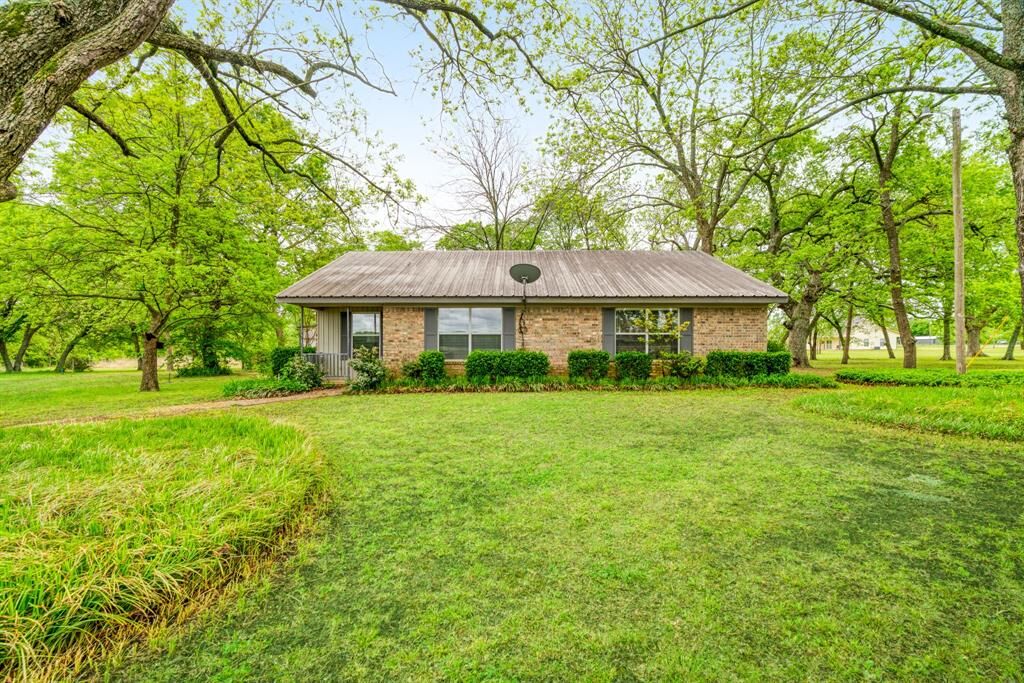 Property Photo:  7757 Farm Road 137  TX 75460 