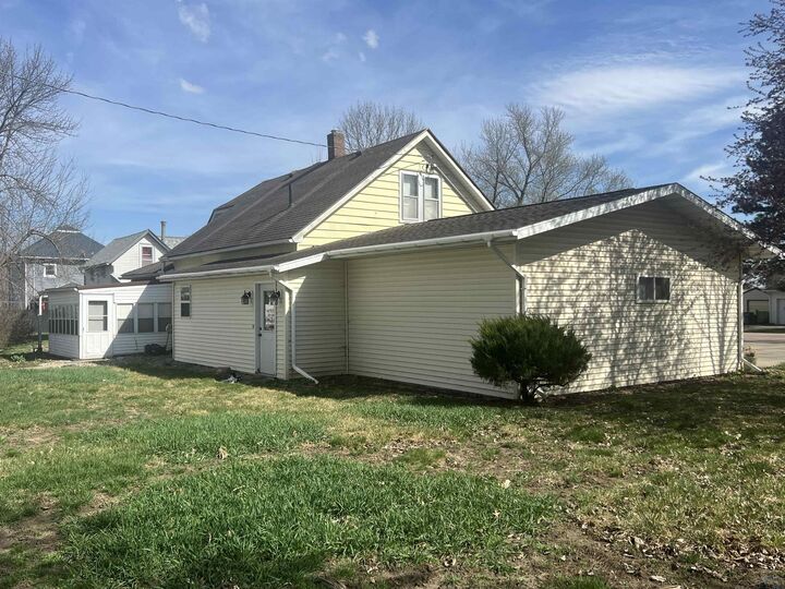 Property Photo: 515 Calhoun St IA 51038