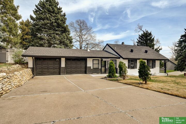 Property Photo: 4434 R Street NE 68107