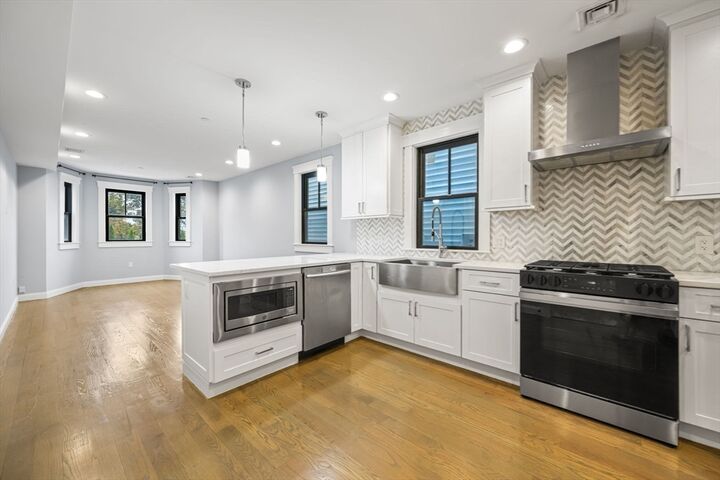 Property Photo: 229 E Eagle St 4 MA 02128