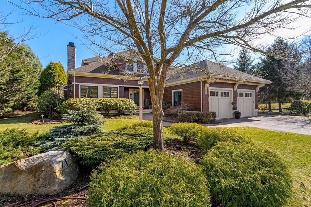 Property Photo:  71 Clubhouse Drive 71  MA 02043 