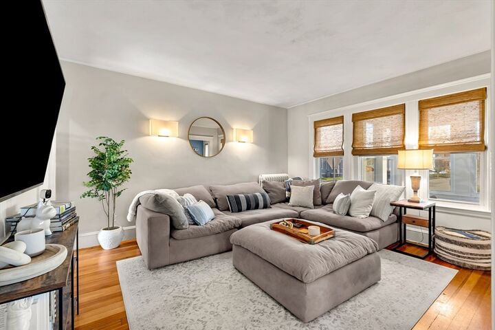 Property Photo:  135 Thacher St 135  MA 02186 